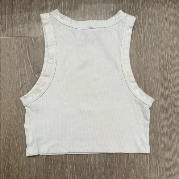 Two Princess Polly Cropped Tanks - Picture 5 of 5